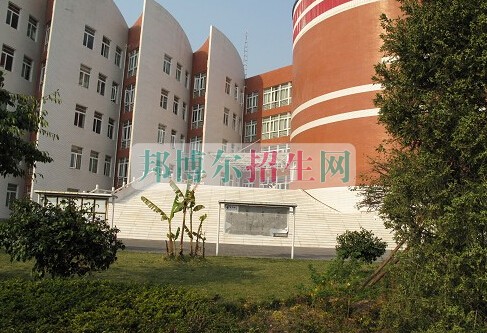 保山中醫(yī)藥高等?？茖W(xué)校