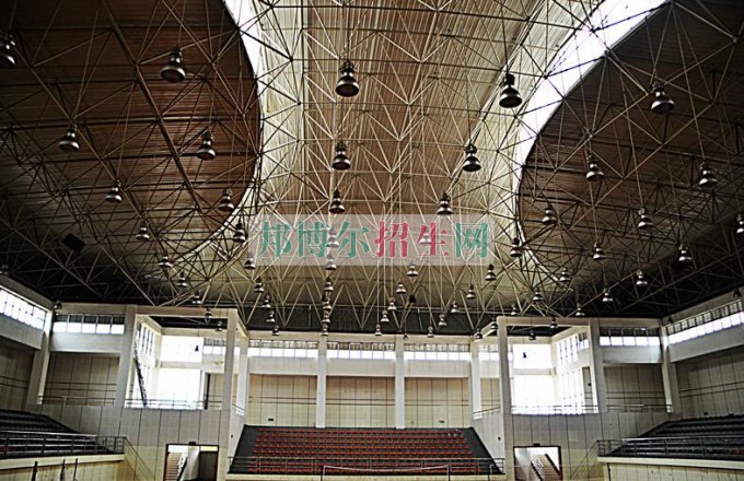 上完中?？梢陨洗髮? width=