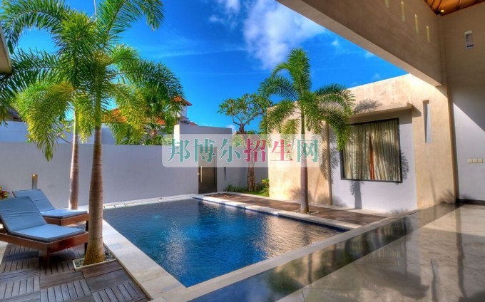 女生讀環(huán)境藝術(shù)設(shè)計(jì)專(zhuān)業(yè)怎么樣