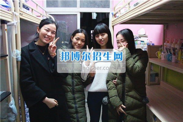 成都希望幼師學(xué)校是責(zé)任？更是一種愛！