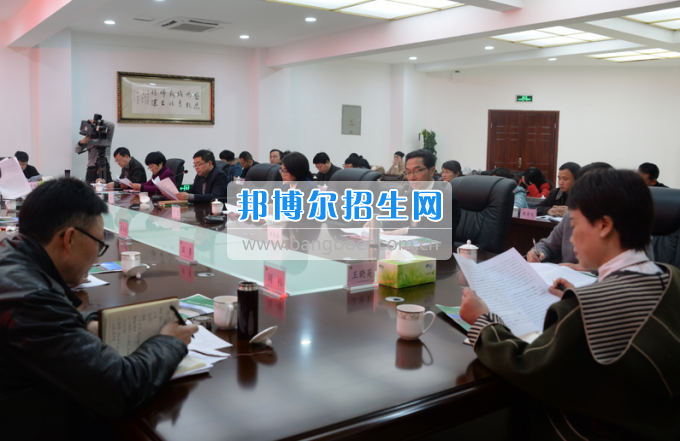 市委常委、宣傳部長潘梅到川南幼兒師范高等?？茖W(xué)校調(diào)研思想政治工作