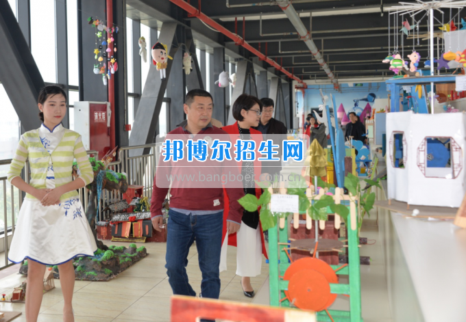 2017年西南科技大學(xué)黨委副書記張強一行到川南幼兒師范高等?？茖W(xué)?？疾? width=