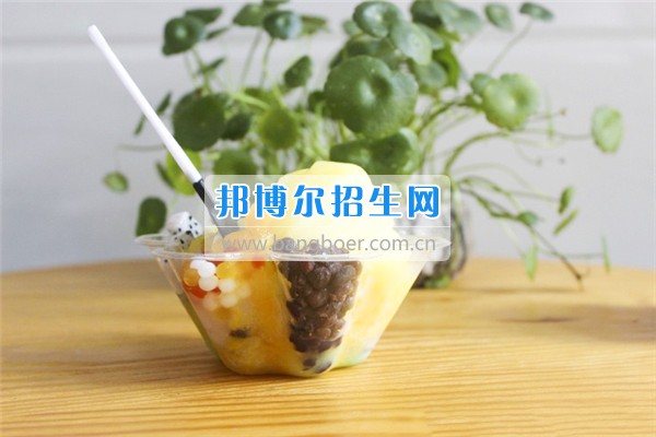 成都希望航空職業(yè)學校美味冷飲大曝光！據(jù)說，正數(shù)第三的是同學們最喜愛的冷飲！