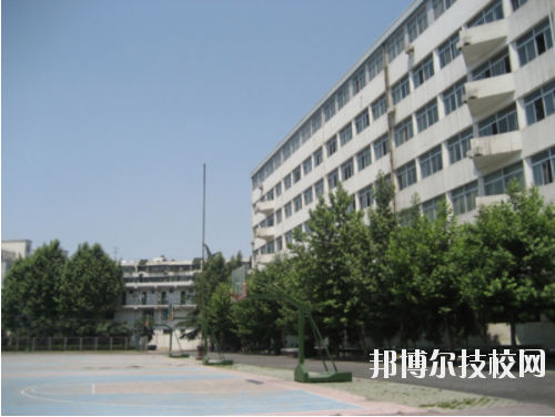陜西商貿(mào)學(xué)校2020年報(bào)名條件、招生要求、招生對象 