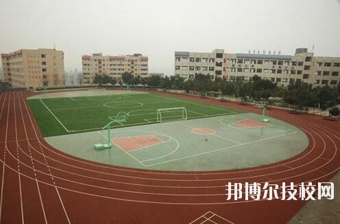 重慶第一財貿(mào)學(xué)校怎么樣、好不好