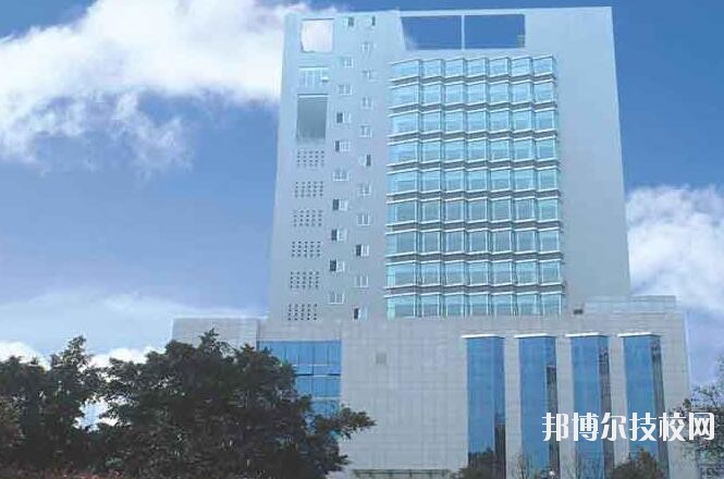 重慶五一高級技工學(xué)校2020年學(xué)費、收費多少
