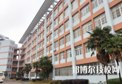 南昌理工職業(yè)中等專業(yè)學(xué)校2020年報(bào)名條件、招生要求、招生對(duì)象 