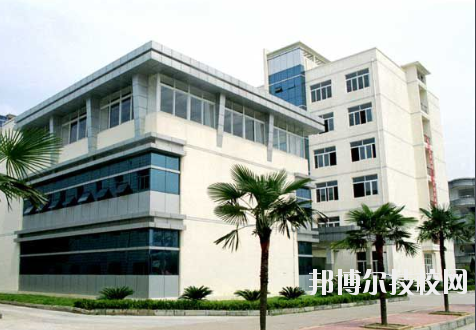 江西化學工業(yè)高級技工學校2020年報名條件、招生要求、招生對象