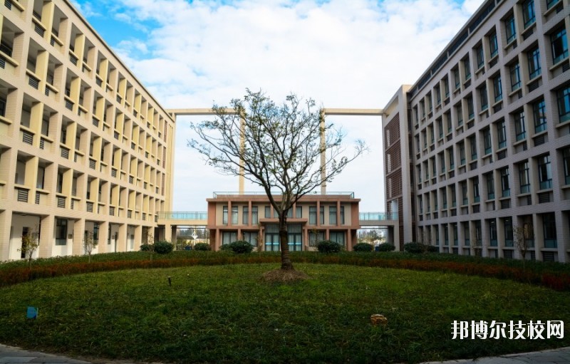 嘉善信息技術(shù)工程學(xué)校怎么樣、好不好
