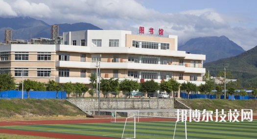 南寧海豐職業(yè)技術(shù)學(xué)校2020年報(bào)名條件、招生要求、招生對(duì)象 