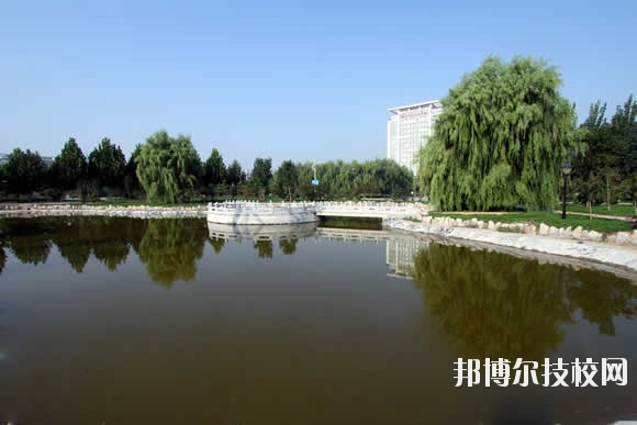 衡水科技工程學(xué)校2020年報名條件、招生要求、招生對象