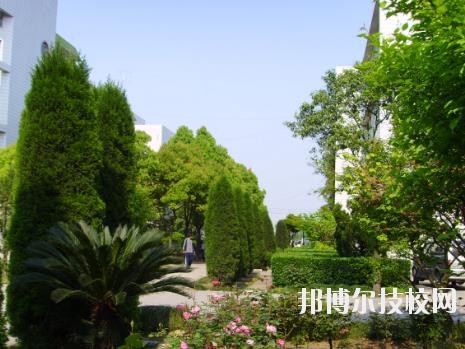 余姚第四職業(yè)技術(shù)學校2020年招生辦聯(lián)系電話