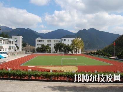 寧波四明職業(yè)高級(jí)中學(xué)2020年報(bào)名條件、招生要求、招生對(duì)象