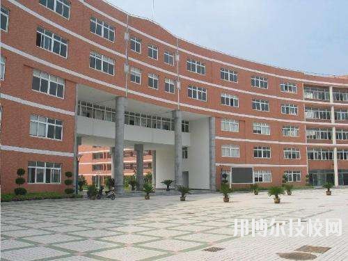 贛州第一職業(yè)技術(shù)學(xué)校2020年報名條件、招生要求、招生對象