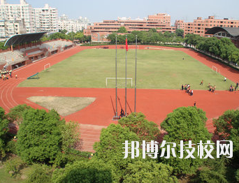 重慶新渝技工學(xué)校2020年報名條件、招生要求、招生對象