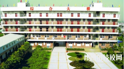 樂山市金盾職業(yè)學校2020年報名條件、招生要求、招生對象