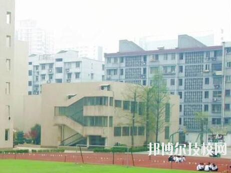 杭州人民職業(yè)學(xué)校2020年報名條件、招生要求、招生對象