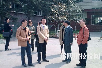 成都財(cái)政貿(mào)易學(xué)校2020年報(bào)名條件、招生要求、招生對象