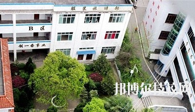 貴州鳳岡縣中等職業(yè)學(xué)校2020年報(bào)名條件、招生要求、招生對(duì)象