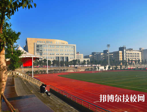 重慶渝中高級職業(yè)學(xué)校2020年報名條件、招生要求、招生對象