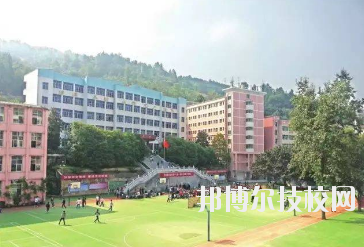 重慶武隆區(qū)職業(yè)教育中心怎么樣、好不好