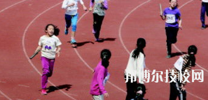 嘉峪關(guān)體育運動學(xué)校2020年學(xué)費、收費多少