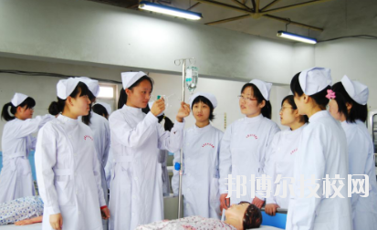 重慶藥劑學(xué)校2020年報(bào)名條件、招生要求、招生對象