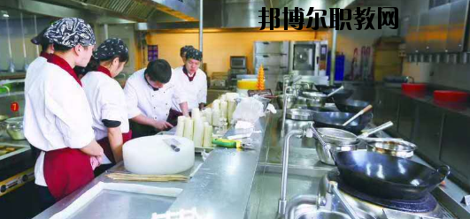 白銀工業(yè)學(xué)校2020年報名條件、招生要求、招生對象