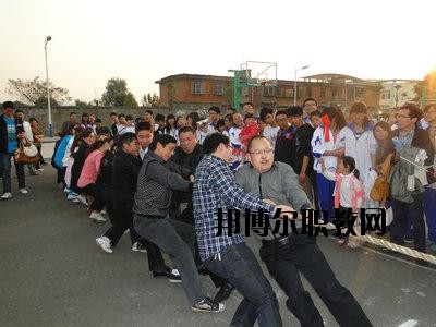 閬中師范學(xué)校2020年報名條件、招生要求、招生對象