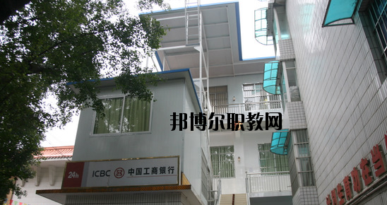 廣西商貿(mào)高級(jí)技工學(xué)校怎么樣、好不好