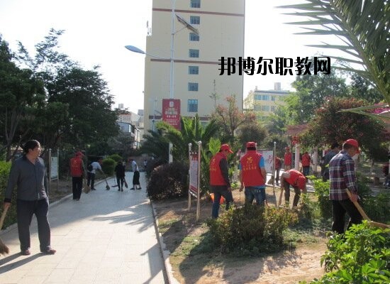 姚安縣職業(yè)高級中學怎么樣、好不好