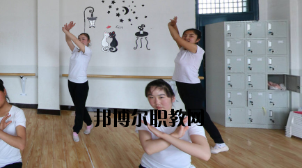 武威勞動(dòng)服務(wù)技工學(xué)校2020年學(xué)費(fèi)、收費(fèi)多少