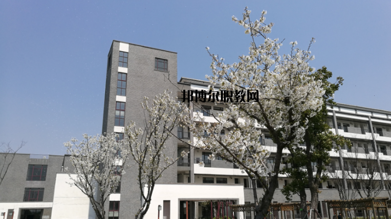 蘇州高等幼兒師范學校2020年報名條件、招生要求、招生對象
