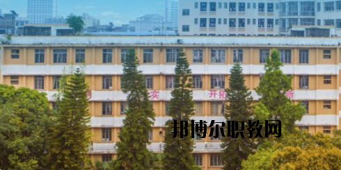 廣西玉林財(cái)經(jīng)學(xué)校怎么樣、好不好