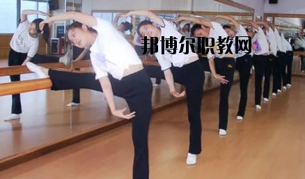 武威遠(yuǎn)博技工學(xué)校2020年學(xué)費(fèi)、收費(fèi)多少