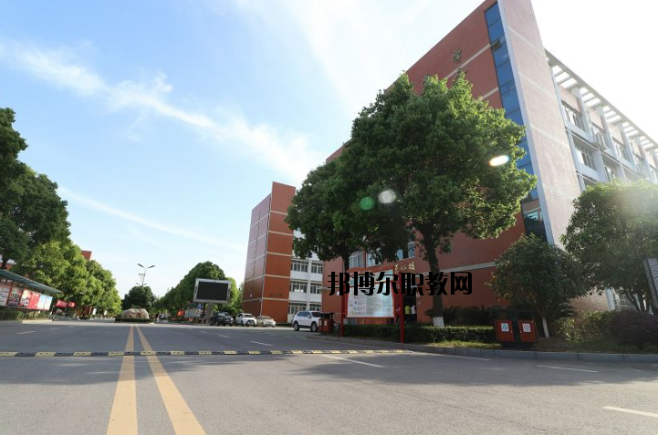 江陵職教中心2020年報(bào)名條件、招生要求、招生對(duì)象