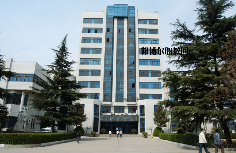 鄭州工業(yè)貿(mào)易學(xué)校怎么樣、好不好