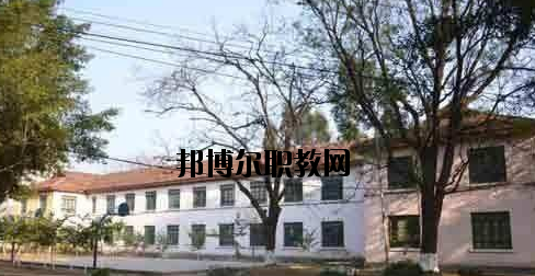柳州工業(yè)職業(yè)技術(shù)學(xué)校怎么樣、好不好