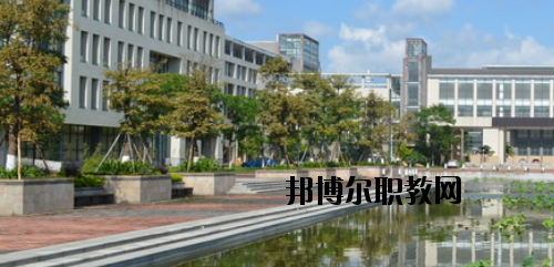 佛山高明區(qū)職業(yè)技術(shù)學(xué)校2020年報(bào)名條件、招生要求、招生對(duì)象