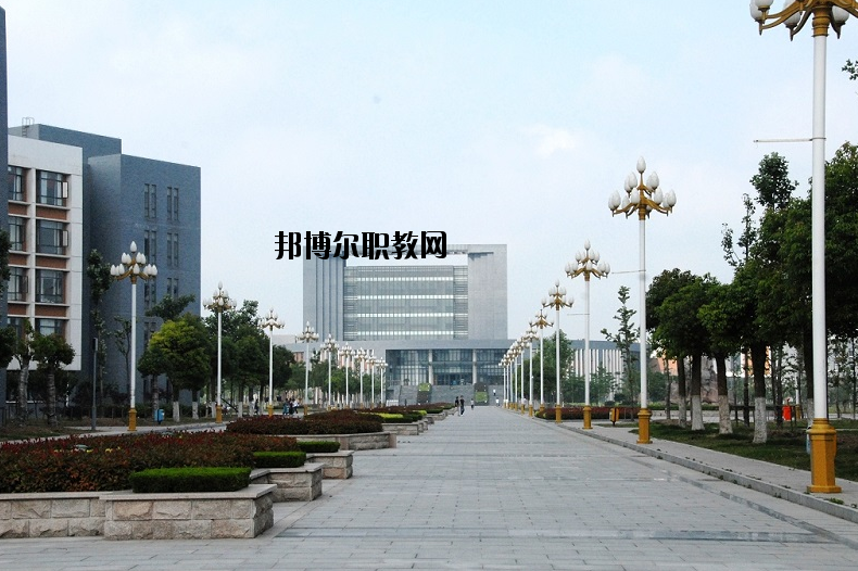 鹽城師范學院怎么樣、好不好