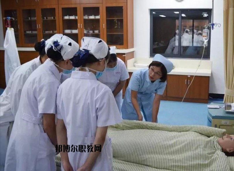 余杭衛(wèi)生中等專業(yè)學(xué)校2020年報(bào)名條件、招生要求、招生對象