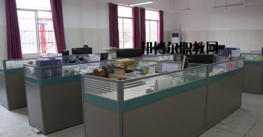 興業(yè)中等職業(yè)技術學校怎么樣、好不好
