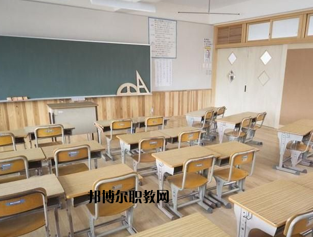 荊州東方中等職業(yè)學(xué)校2020年報名條件、招生要求、招生對象