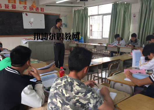 肇慶交通技工學(xué)校2020年報(bào)名條件、招生要求、招生對(duì)象