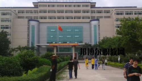 梅州技師學(xué)院2020年報(bào)名條件、招生要求、招生對象
