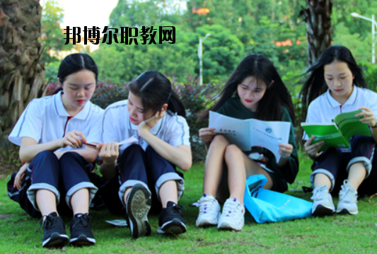 廣州天河金領(lǐng)技工學(xué)校2020年報(bào)名條件、招生要求、招生對象