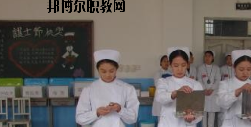 石家莊華醫(yī)醫(yī)學(xué)中等專業(yè)學(xué)校2020年報名條件、招生要求、招生對象