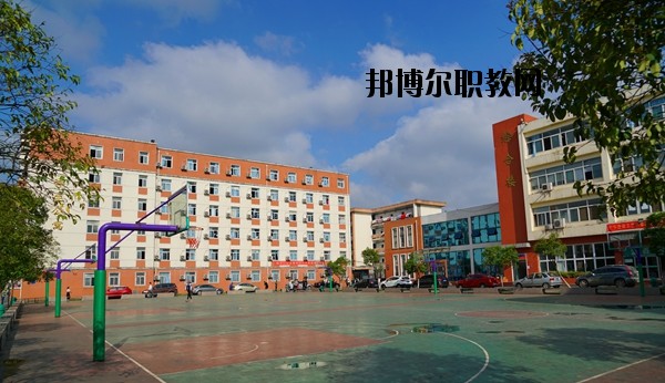 安徽建工技師學(xué)院2020年報(bào)名條件、招生要求、招生對象 