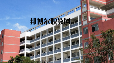 玉林華港中等職業(yè)技術(shù)學(xué)校2020年報名條件、招生要求、招生對象 