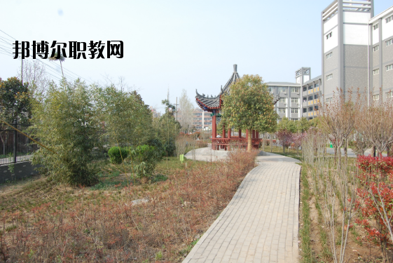 許昌工商管理學校2021年報名條件、招生要求、招生對象